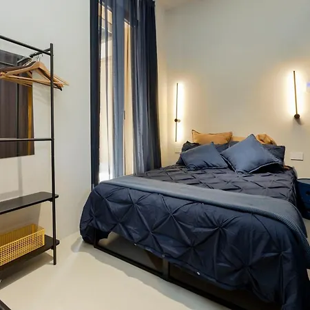 Apartment In Milan
